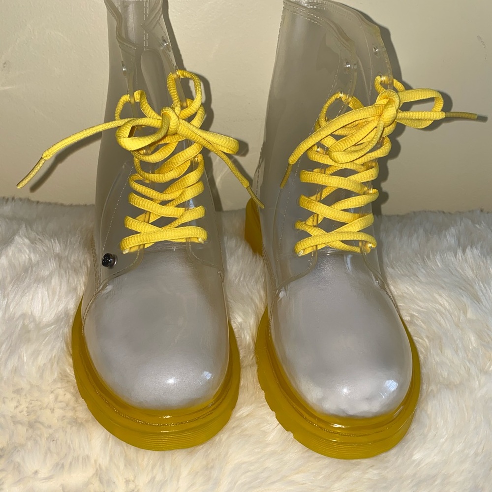 NWOT G-Six Workshop Translucent Ginny Yellow Fluorescent Sole Rain boots - Picture 2 of 7